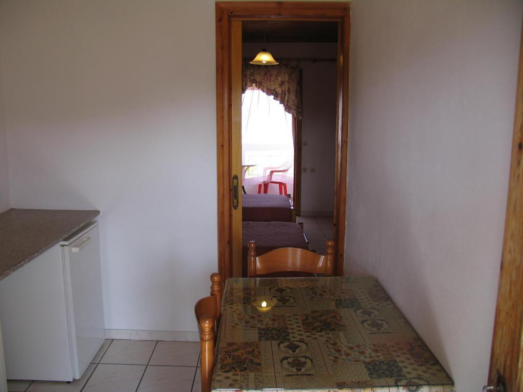 Loula Apartments Sidárion Oda fotoğraf
